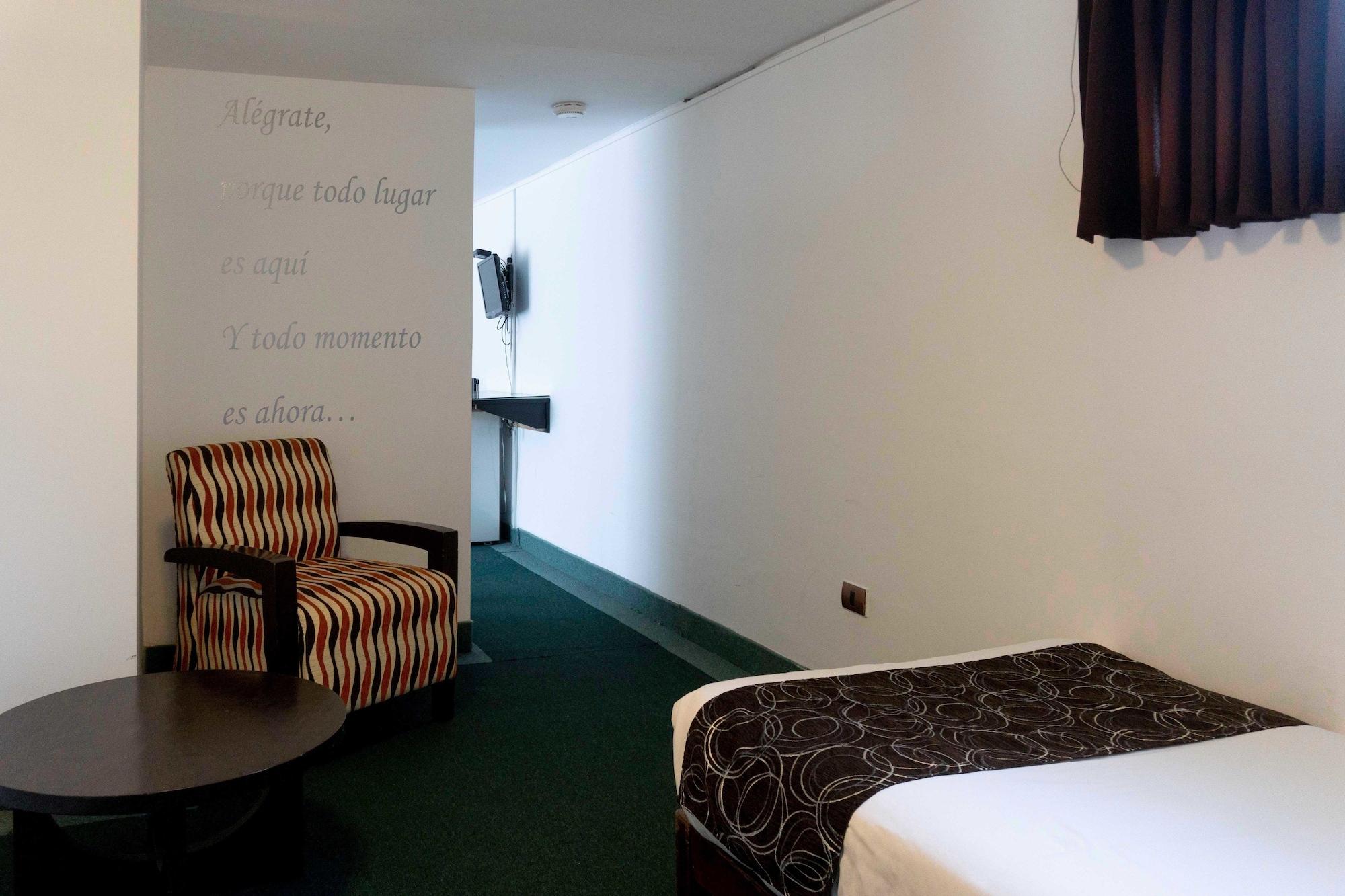 Basadre Hotel 3*