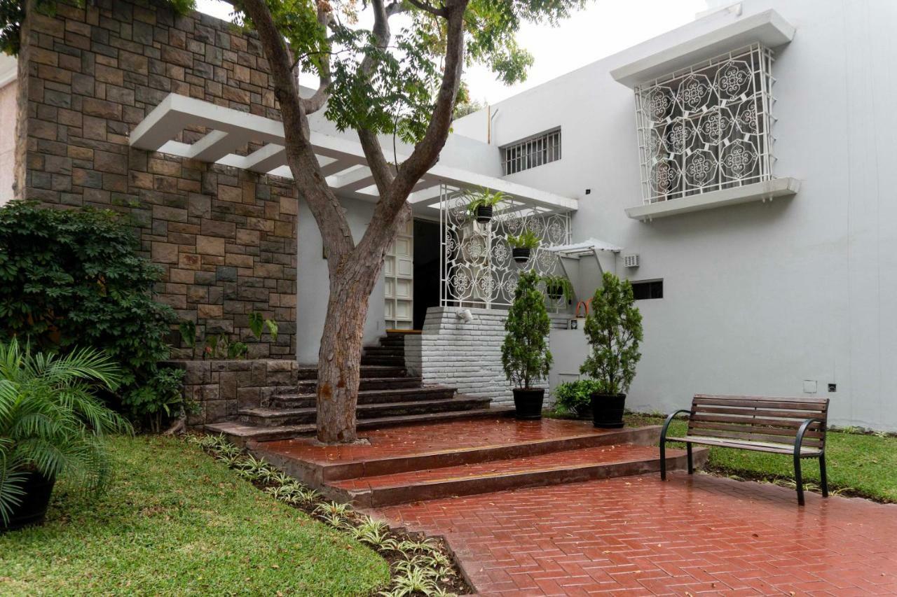 Hotel Basadre Lima